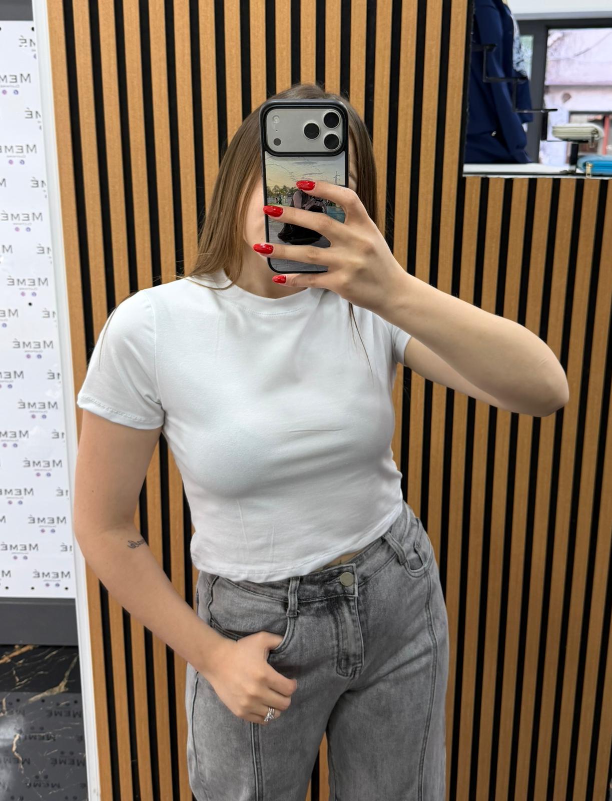 T-SHIRT CROP BASIC
