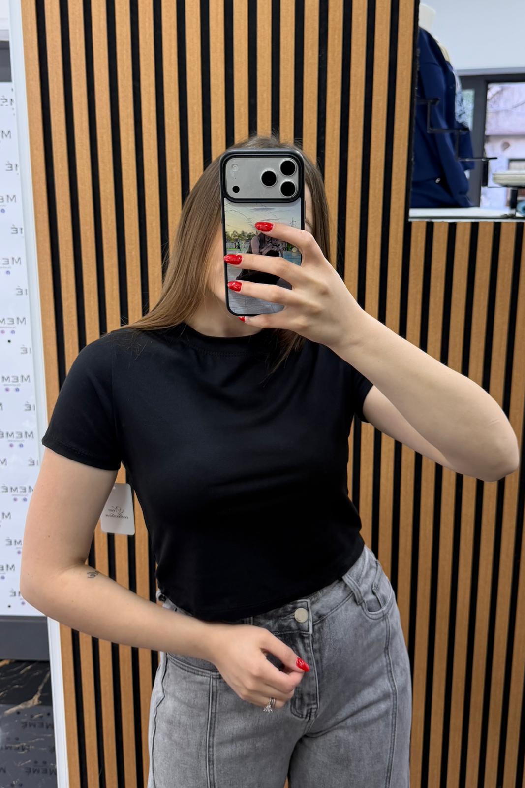 T-SHIRT CROP BASIC